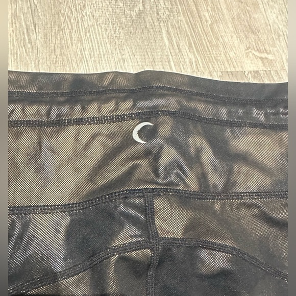 🖤SOLD🖤ZYIA - Women’s Distressed Copper Luxe Pocket Leggings - Picture 10 of 14